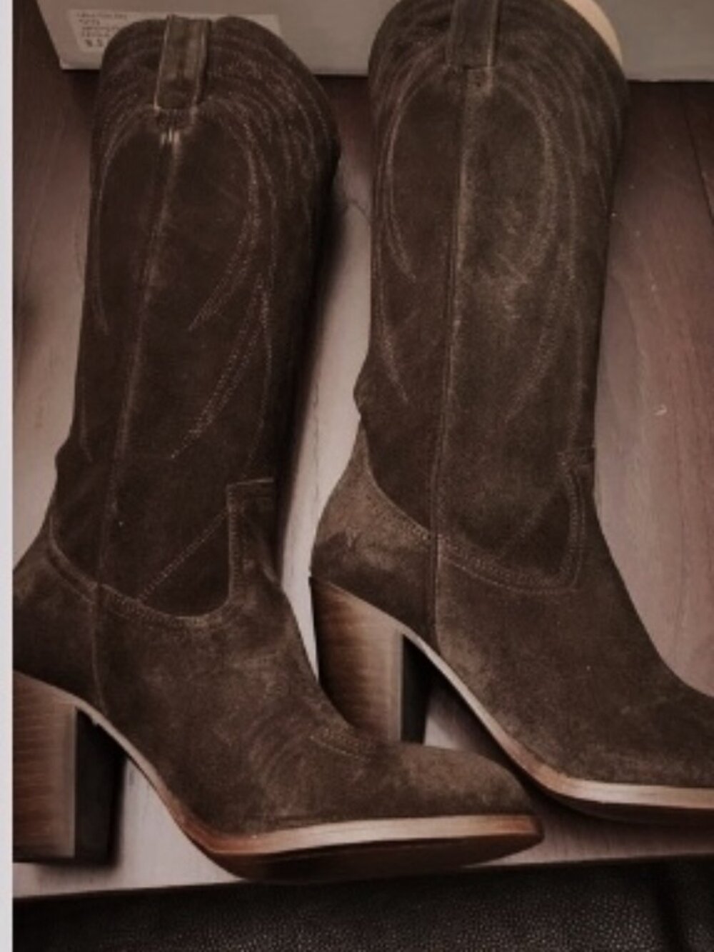 $349 Frye Stitch Detail Ilana Butter Soft Suede Pull On Western Boots Cowboy 8.5 - Picture 2 of 6